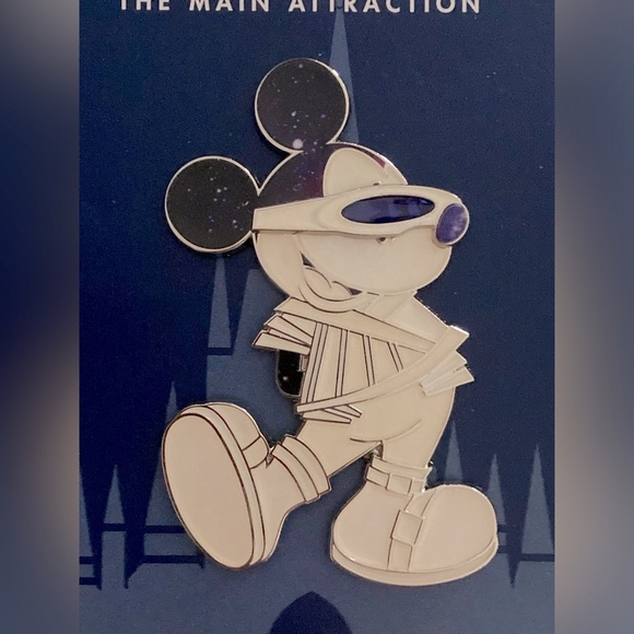Mickey Mouse Space Mountain- The Main Attraction Series. - Picture 2 of 5